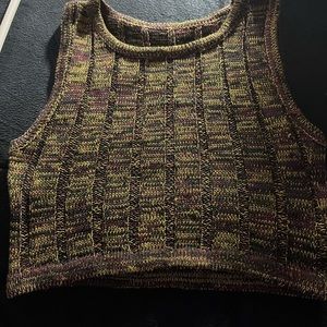 cropped tank top